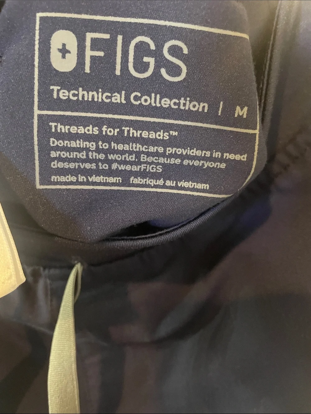 Figs scrubs navy medium technical collection